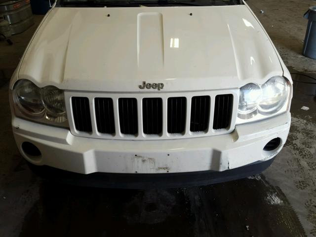 1J8GR48K47C665003 - 2007 JEEP GRAND CHER WHITE photo 7