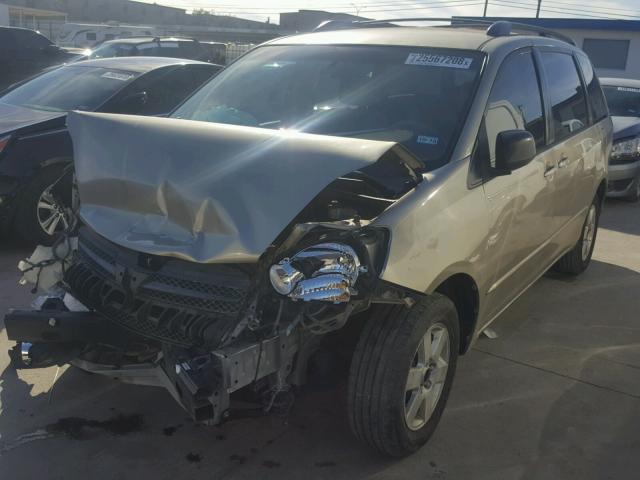 5TDZA23C54S206052 - 2004 TOYOTA SIENNA CE GOLD photo 2