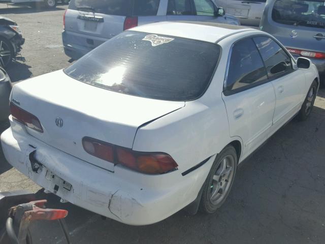 JH4DB7653VS003945 - 1997 ACURA INTEGRA LS WHITE photo 4