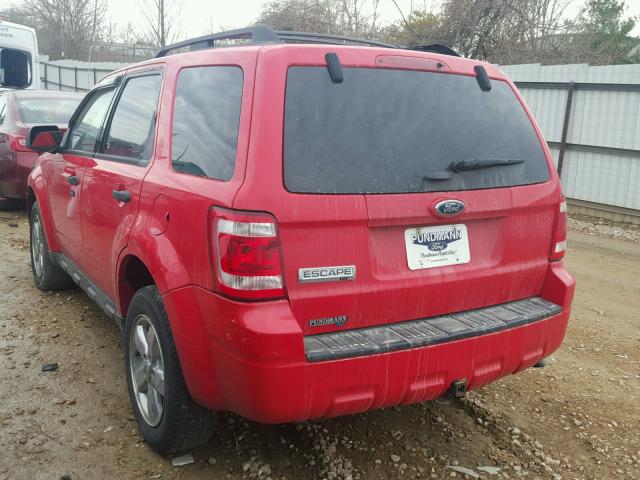1FMCU03G09KB11252 - 2009 FORD ESCAPE XLT RED photo 3