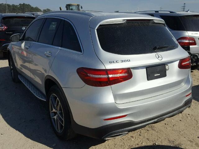 WDC0G4JBXGF090892 - 2016 MERCEDES-BENZ GLC 300 SILVER photo 3