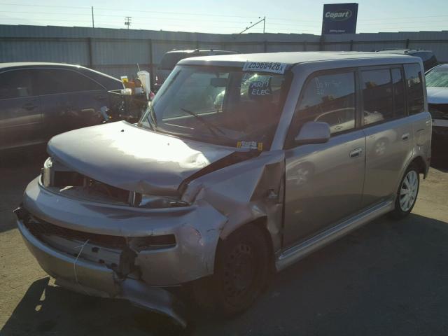 JTLKT324350174271 - 2005 TOYOTA SCION XB 银色 照片 2