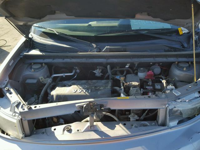 JTLKT324350174271 - 2005 TOYOTA SCION XB SILVER photo 7