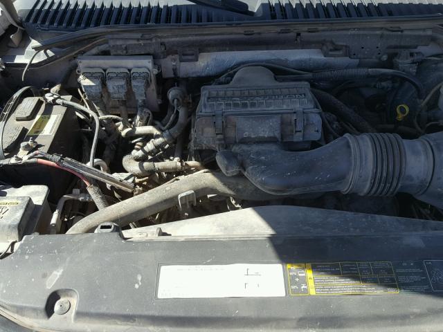 5LMFU275X6LJ23686 - 2006 LINCOLN NAVIGATOR SILVER photo 7
