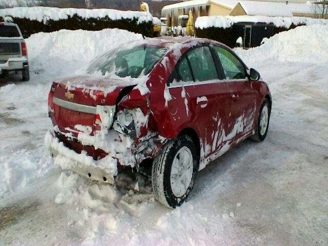 1G1PG5S97B7122652 - 2011 CHEVROLET CRUZE LT RED photo 4