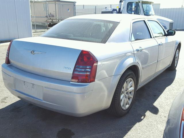 2C3LA43R37H862182 - 2007 CHRYSLER 300 SILVER photo 4