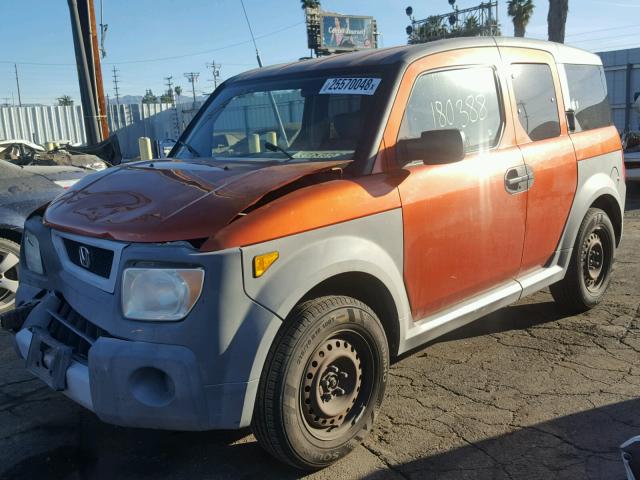 5J6YH18305L010740 - 2005 HONDA ELEMENT LX ORANGE photo 2