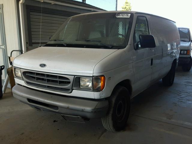 1FTRE14W0YHB25624 - 2000 FORD ECONOLINE WHITE photo 2