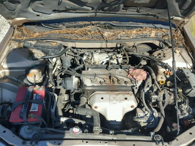 1HGCG56692A140029 - 2002 HONDA ACCORD EX GOLD photo 7