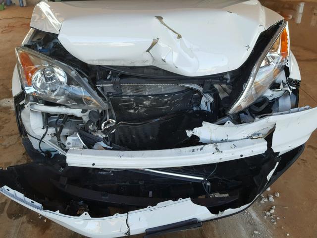 5J6RE3H76AL050908 - 2010 HONDA CR-V EXL WHITE photo 7