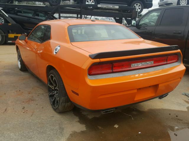 2C3CDYAG3CH153634 - 2012 DODGE CHALLENGER ORANGE photo 3