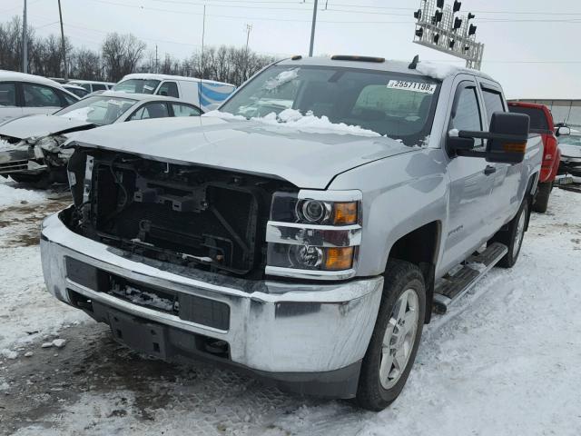 1GC4KYCG0HF210853 - 2017 CHEVROLET SILVERADO SILVER photo 2