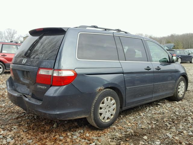 5FNRL382X5B113713 - 2005 HONDA ODYSSEY LX GRAY photo 4