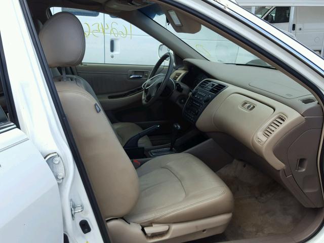 1HGCG56692A169336 - 2002 HONDA ACCORD EX WHITE photo 5