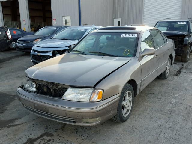 4T1BF18B9WU238218 - 1998 TOYOTA AVALON XL TAN photo 2