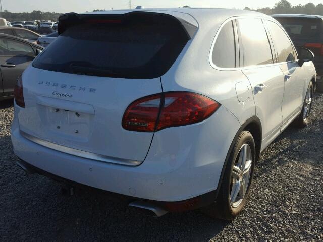 WP1AF2A23DLA25010 - 2013 PORSCHE CAYENNE WHITE photo 4