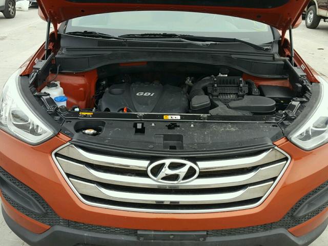 5XYZTDLB7FG233038 - 2015 HYUNDAI SANTA FE S ORANGE photo 7