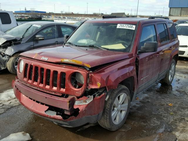 1C4NJPFB0ED868827 - 2014 JEEP PATRIOT LA RED photo 2