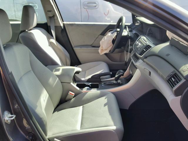 1HGCR2F33FA090507 - 2015 HONDA ACCORD LX GRAY photo 5