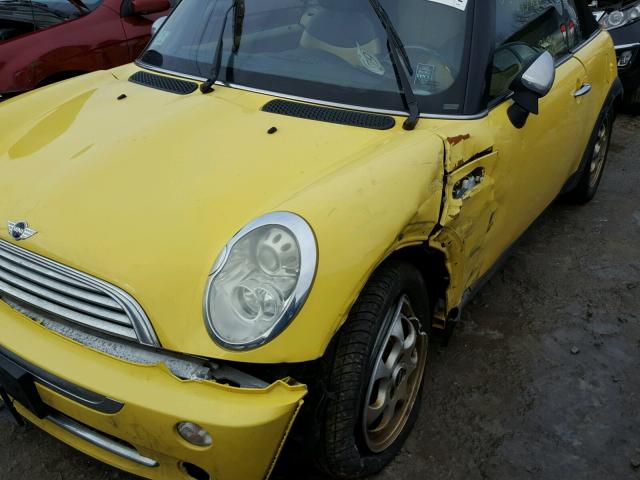 WMWRF33505TG12784 - 2005 MINI COOPER YELLOW photo 9