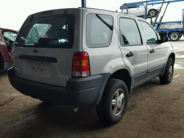 1FMYU92144KA18122 - 2004 FORD ESCAPE XLS SILVER photo 4