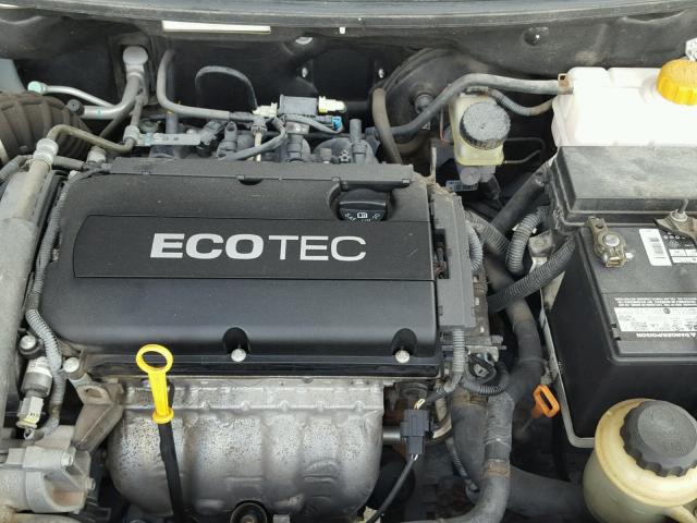 KL1TD5DE0AB098190 - 2010 CHEVROLET AVEO LS WHITE photo 7