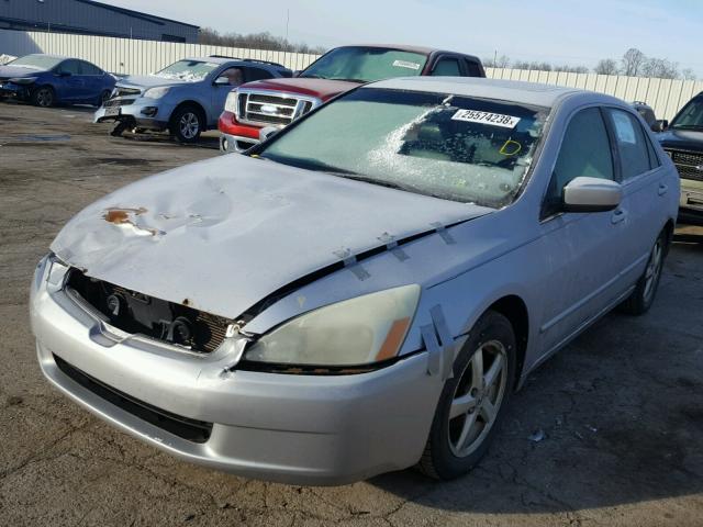 1HGCM56874A039052 - 2004 HONDA ACCORD EX SILVER photo 2