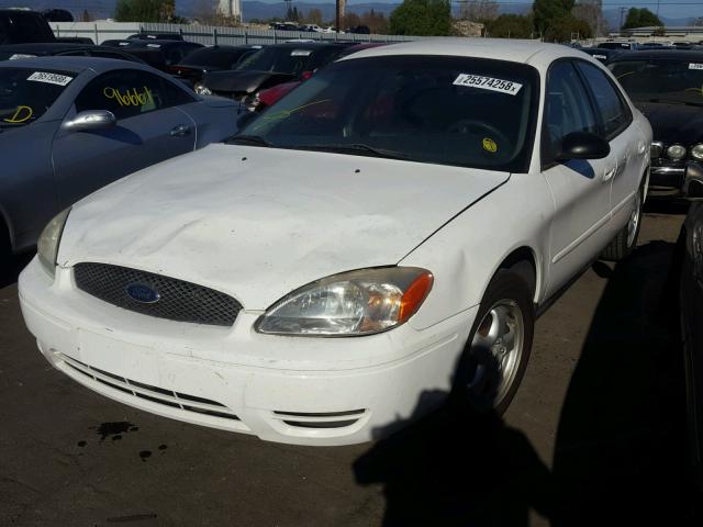 1FAFP53U37A138045 - 2007 FORD TAURUS SE WHITE photo 2