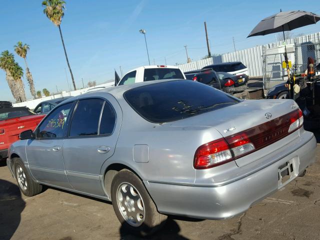 JNKCA21A3XT775252 - 1999 INFINITI I30 SILVER photo 3