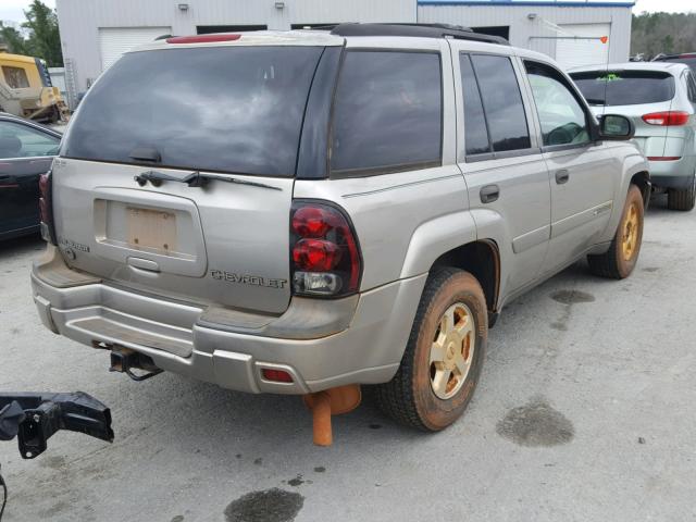 1GNDS13S722359813 - 2002 CHEVROLET TRAILBLAZE GOLD photo 4