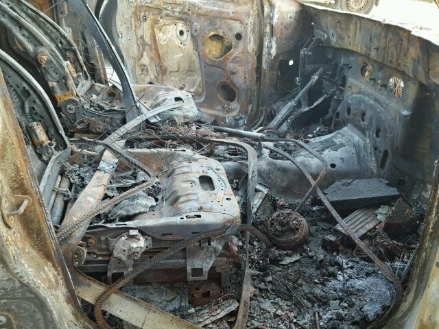 SALSF2D42BA703783 - 2011 LAND ROVER RANGE ROVE BURN photo 5