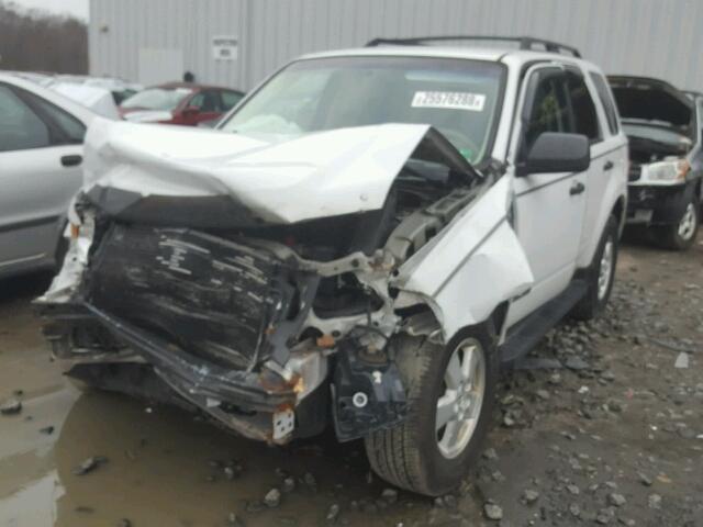 1FMCU93198KC98733 - 2008 FORD ESCAPE XLT WHITE photo 2