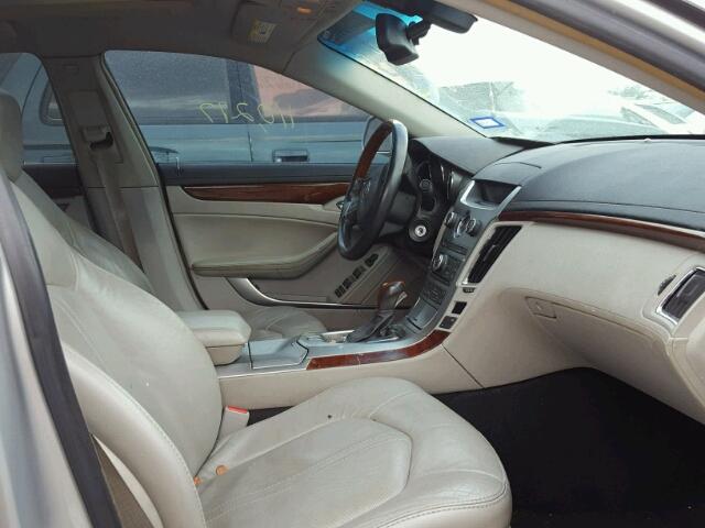 1G6DF577690158262 - 2009 CADILLAC CTS SILVER photo 5