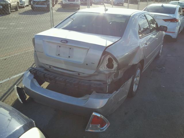 3FAHP07Z67R281028 - 2007 FORD FUSION SE SILVER photo 4