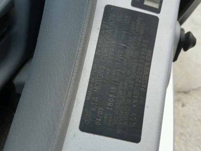 KNADC125256399633 - 2005 KIA RIO SILVER photo 10