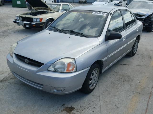 KNADC125256399633 - 2005 KIA RIO SILVER photo 2