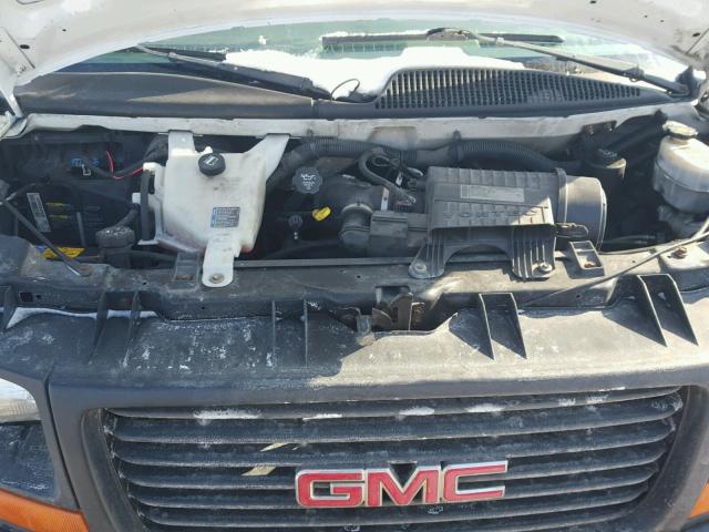 1GTGG25C691156169 - 2009 GMC SAVANA G25 WHITE photo 7