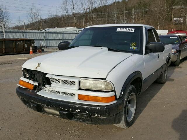 1GCCS19X9X8144073 - 1999 CHEVROLET S TRUCK S1 WHITE photo 2