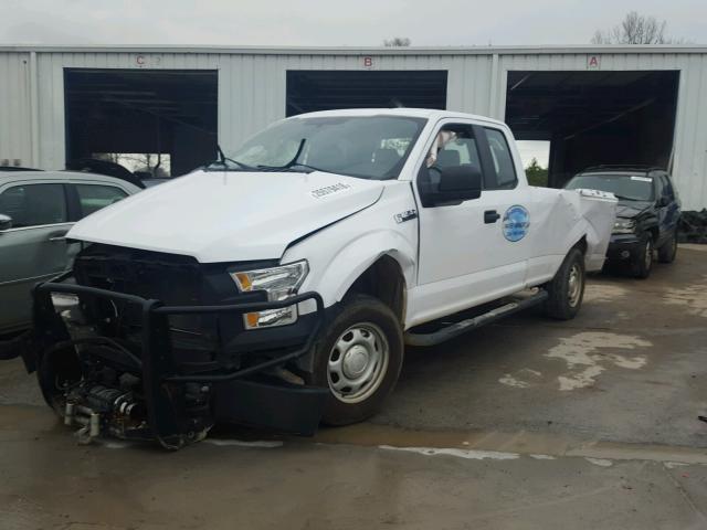 1FTEX1CF0HKC57585 - 2017 FORD F150 SUPER WHITE photo 2