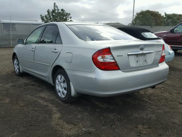 4T1BE32K43U722137 - 2003 TOYOTA CAMRY LE SILVER photo 3