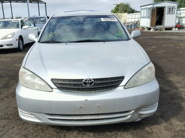 4T1BE32K43U722137 - 2003 TOYOTA CAMRY LE SILVER photo 9