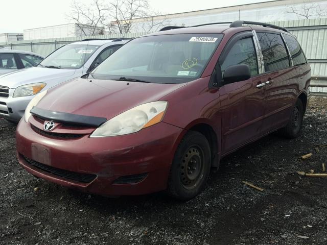 5TDZK23C47S093633 - 2007 TOYOTA SIENNA CE MAROON photo 2