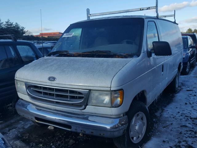 1FTNE24L22HB17154 - 2002 FORD ECONOLINE WHITE photo 2