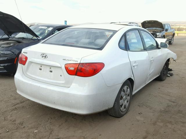 KMHDU46D57U039799 - 2007 HYUNDAI ELANTRA GL WHITE photo 4