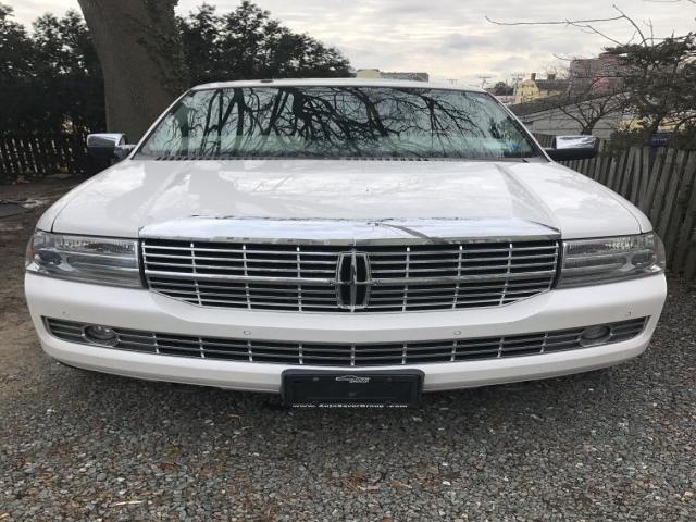 5LMFL28539EJ00969 - 2009 LINCOLN NAVIGATOR თეთრი ფოტო 1