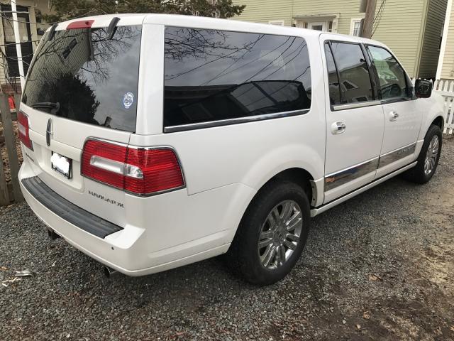 5LMFL28539EJ00969 - 2009 LINCOLN NAVIGATOR WHITE photo 3