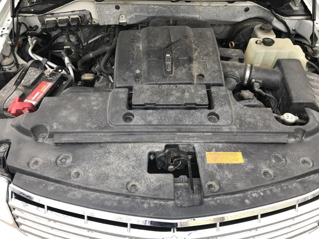 5LMFL28539EJ00969 - 2009 LINCOLN NAVIGATOR თეთრი ფოტო 7