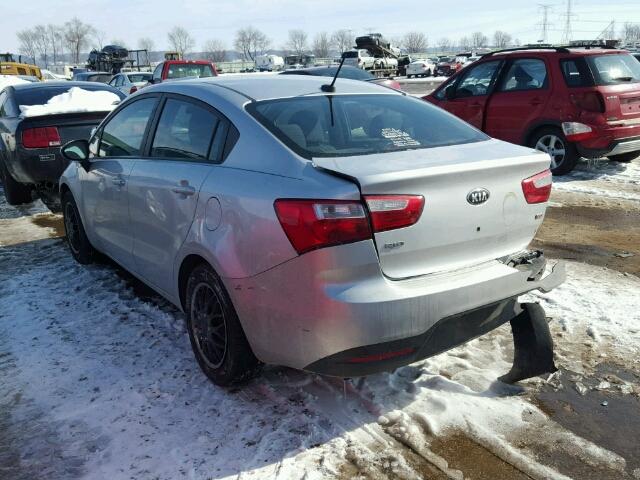 KNADM4A35F6447741 - 2015 KIA RIO LX Արծաթագույն լուսանկար 3