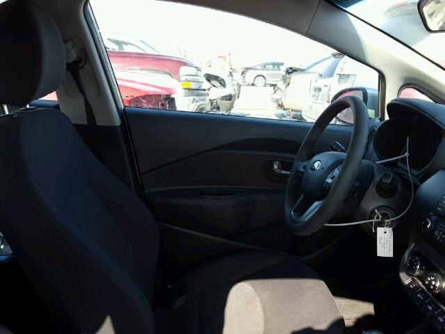 KNADM4A35F6447741 - 2015 KIA RIO LX SILVER photo 5