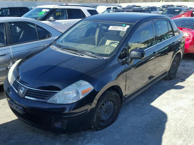 3N1BC11E18L441508 - 2008 NISSAN VERSA S BLACK photo 2